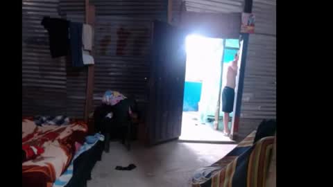 snakeguy08 online show from April 2026 12:21:02 PM