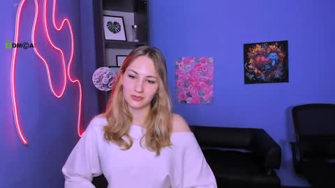 Snapshot of so_hot_rosalie chatting on April 2026 09:51:02 AM so_hot_rosalie online show from April 2026 09:51:02 AM