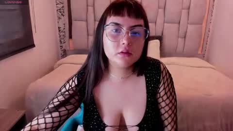 SOFI BLAKE online show from May 2026 12:33:02 PM