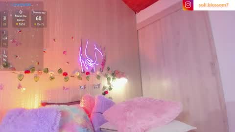 Snapshot of sofi_blossom chatting on April 2026 09:23:01 PM Sofi Blossom online show from April 2026 09:23:01 PM