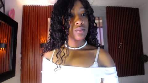Snapshot of sofi_thomas_ chatting on June 2026 11:31:01 AM Sofia online show from June 2026 11:31:01 AM