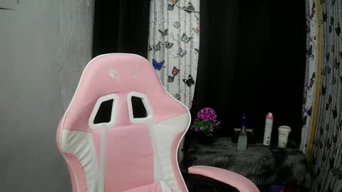 Chady online show from April 2026 03:04:02 AM