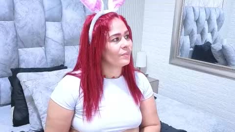 sofia gutierrez   online show from November 2025 04:01:02 AM