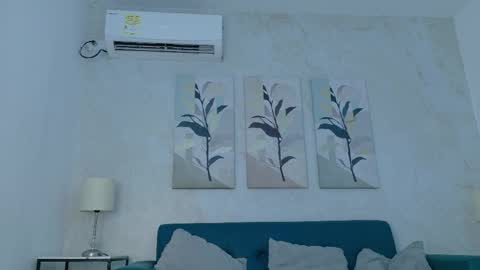 Sofi  online show from April 2026 06:53:01 PM