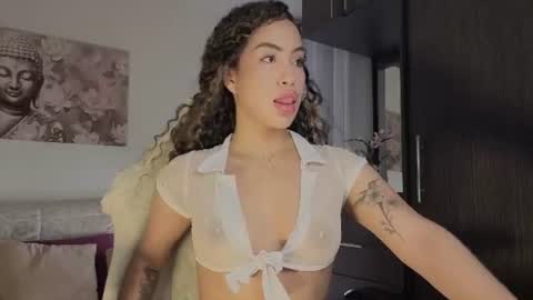 Snapshot of sofia_mendez01 chatting on July 2026 01:27:01 AM SofiONLYFANS sofia storm online show from July 2026 01:27:01 AM
