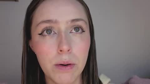     online show from November 2025 03:49:02 AM