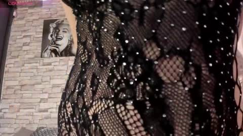sofiaalarson online show from July 2026 02:52:02 PM