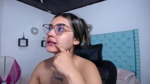 Sofia online show from April 2026 10:54:01 AM