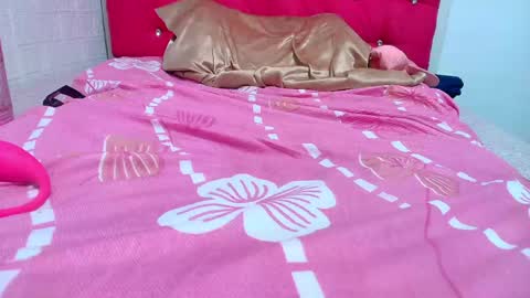 Sofiamillerrs online show from May 2026 10:58:01 PM