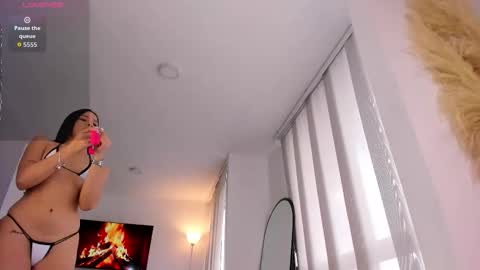 sofia wiliam   online show from March 2026 01:06:01 PM