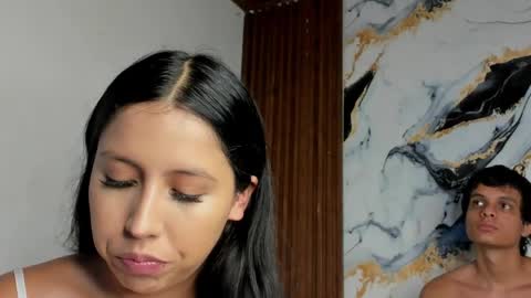 Sofia and Noah online show from April 2026 12:33:01 PM