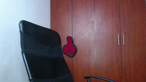 Camila M online show from February 2025 10:06:02 AM