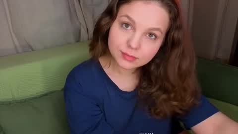 Snapshot of softandcurvy chatting on March 2026 08:25:02 PM Alice online show from March 2026 08:25:02 PM