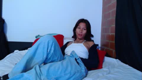  Sofy  online show from December 2025 08:57:02 PM