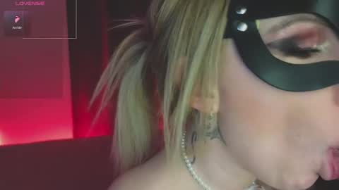 SOFYandMIKE online show from April 2026 08:37:01 PM