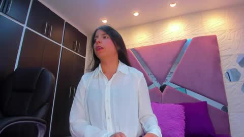 SOL  ANGEL online show from May 2026 04:13:01 PM
