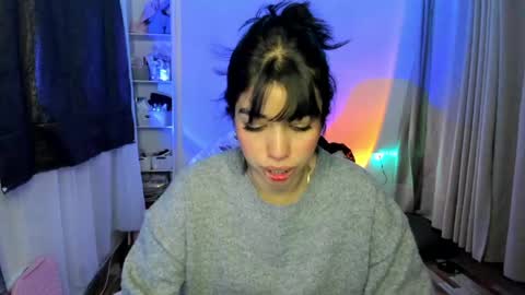 Snapshot of sol_lunaa23 chatting on April 2026 01:19:02 AM sol online show from April 2026 01:19:02 AM