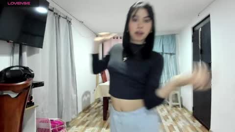 Snapshot of sol_lunaa23 chatting on May 2026 12:05:01 AM sol online show from May 2026 12:05:01 AM