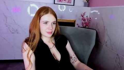sollarkristy online show from May 2026 06:47:02 PM