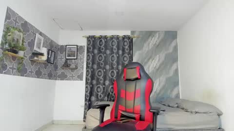 son_hades online show from March 2026 08:19:01 AM