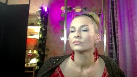 Sonia online show from May 2026 01:50:01 PM
