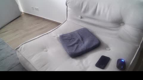 sonnentaugnuu online show from February 2026 12:31:01 PM