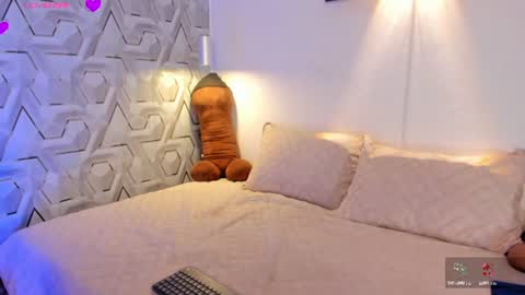 sophie online show from July 2026 12:30:01 PM