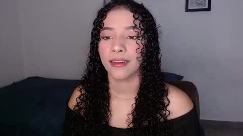 Snapshot of sophi_baby chatting on November 2025 05:07:02 AM Sophi baby online show from November 2025 05:07:02 AM