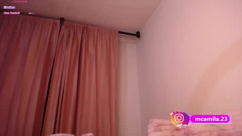 Snapshot of sophia_bones chatting on May 2026 12:40:02 AM SophiI online show from May 2026 12:40:02 AM