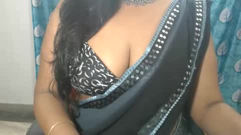 Snapshot of sophia_indian chatting on June 2026 06:14:01 AM Sophia Tamil online show from June 2026 06:14:01 AM