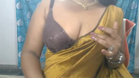 Snapshot of sophia_indian chatting on July 2026 06:28:01 AM Sophia Tamil online show from July 2026 06:28:01 AM