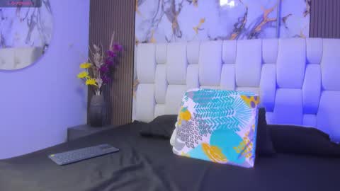 sophiaa10 online show from March 2026 07:15:02 PM