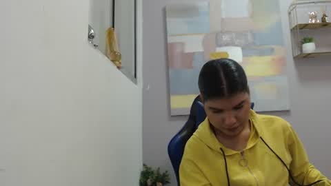 Snapshot of sophiabedford chatting on July 2026 02:32:01 PM Sophia Bedford online show from July 2026 02:32:01 PM