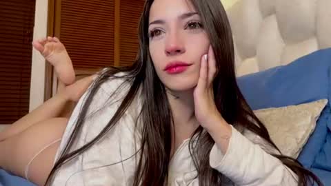 sophiarommie online show from June 2026 10:18:02 AM