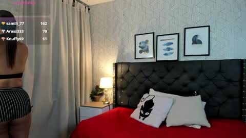 sophie__blare online show from April 2026 07:14:01 PM