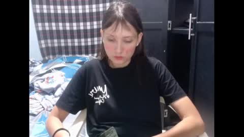 sophie online show from October 2025 05:21:02 AM