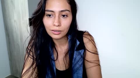 Sophie online show from February 2025 10:23:02 PM