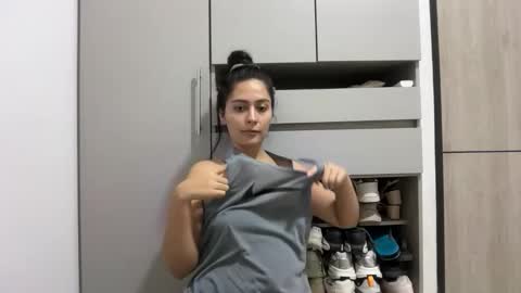 Sophie online show from April 2026 12:31:01 AM