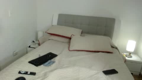 Sofa online show from March 2026 02:48:02 AM