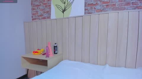 Snapshot of sophiebenson_ chatting on March 2025 03:15:02 PM Sophie online show from March 2025 03:15:02 PM