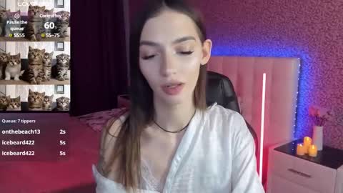 Sophie online show from January 2025 09:23:02 AM