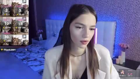 Sophie online show from January 2025 06:24:01 AM