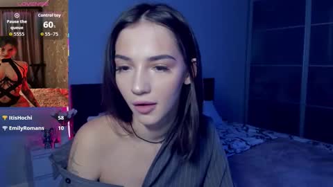 Sophie online show from November 2025 08:50:02 AM