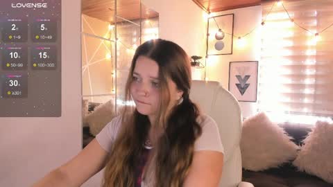 Sophie  online show from April 2026 01:44:01 PM