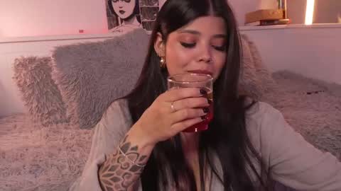 Sophiee  online show from April 2026 01:48:01 AM