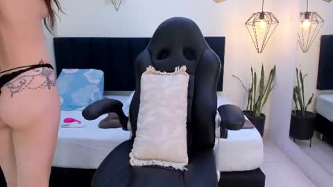 sophieturner_mg online show from July 2026 07:08:02 PM