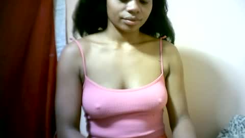 Snapshot of sourayaa chatting on June 2026 06:07:01 AM sourayaa online show from June 2026 06:07:01 AM