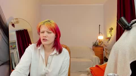 Snapshot of sova_energy chatting on February 2026 10:28:02 PM Leah online show from February 2026 10:28:02 PM