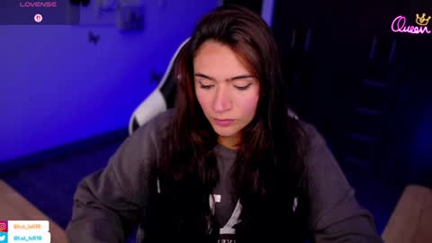 Luisa    online show from April 2026 01:05:01 AM