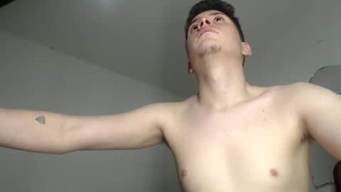 Snapshot of soymanuel777 chatting on April 2026 11:42:01 PM soymanuel777 online show from April 2026 11:42:01 PM